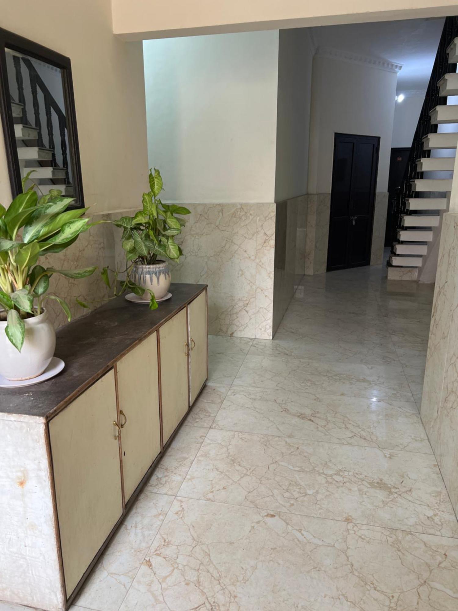Raja Guest House -- Jalandhar Railway Station -- For Family, Couples, Travellers Extérieur photo